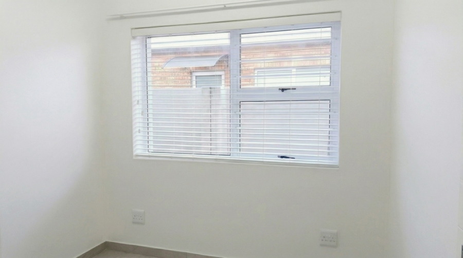 4 Bedroom Property for Sale in Oceanview Heights Western Cape